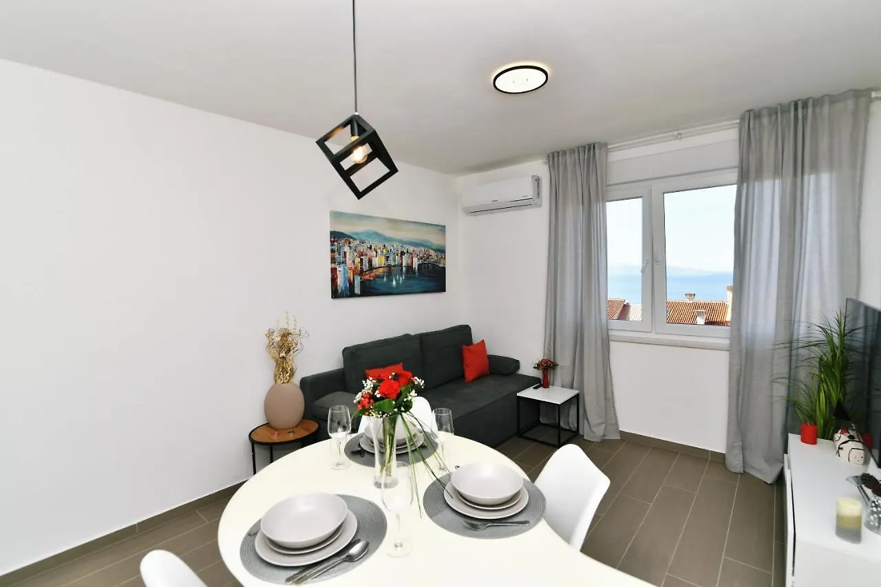 Mamma Mia Lux Apartment Rijeka 0*,  Croatia